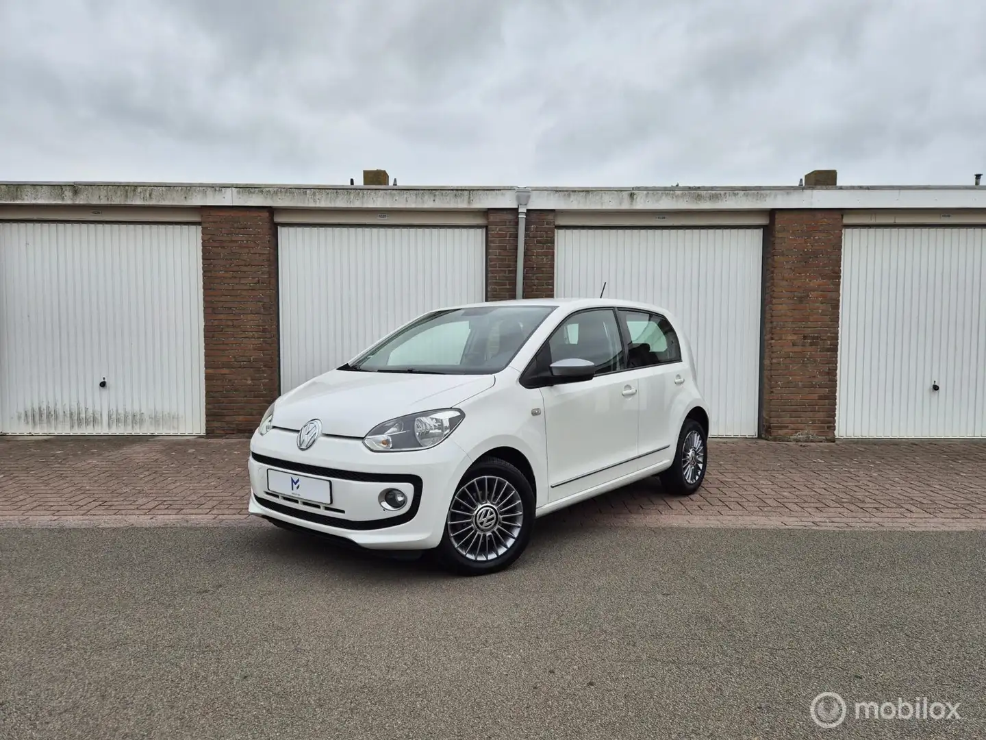 Volkswagen up! 1.0 cheer up! BlueMotion / 5- Deurs / Nieuwe Koppe Blanco - 1