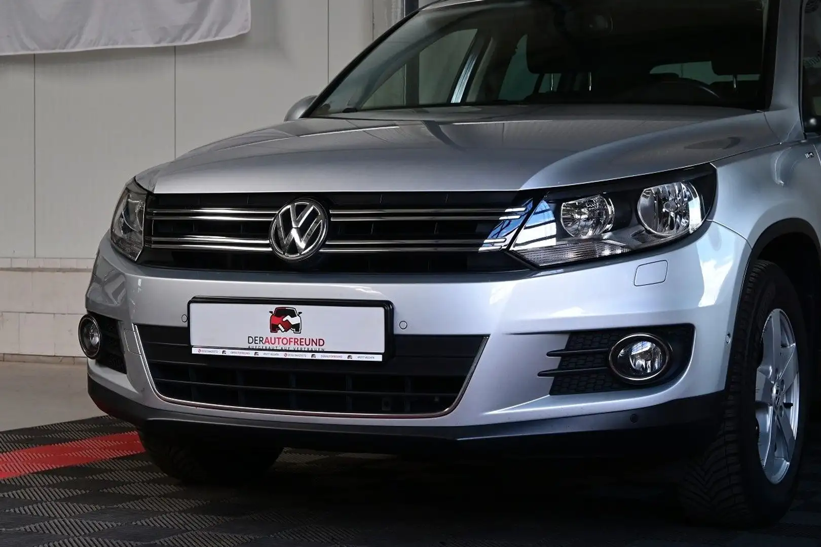 Volkswagen Tiguan 1.4 TSI CUP Sport & Style *abn.AHK* Argent - 2