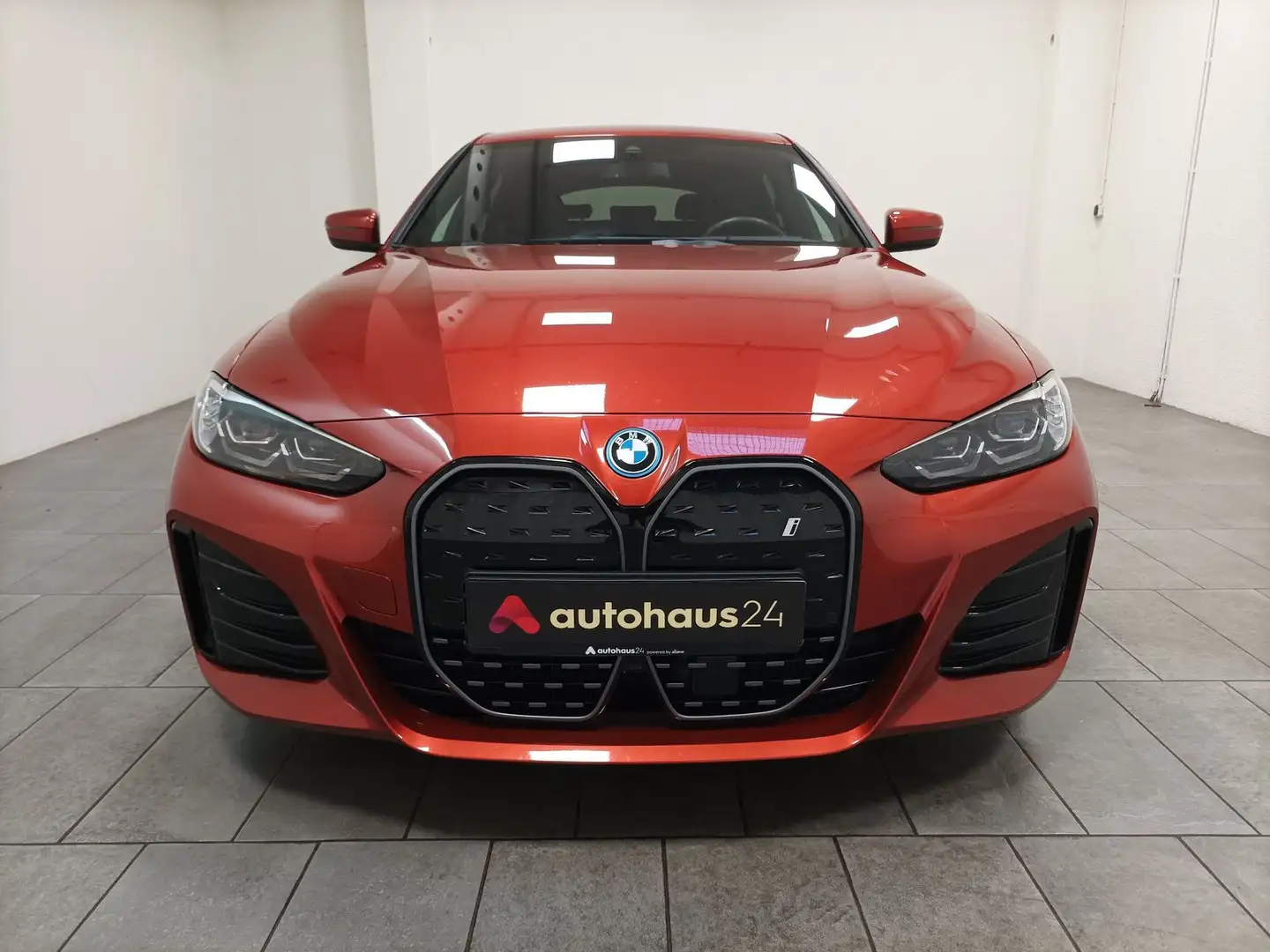 BMW i4 - 40 e M Sport AHK|Shadow Line|Carplay|LED Orange - 2