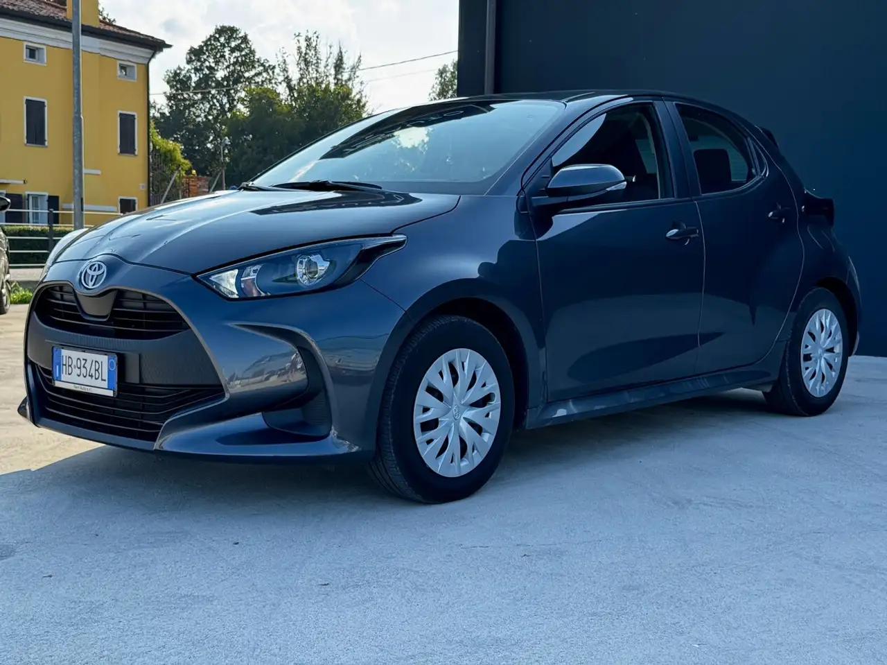 Toyota Yaris 1.5h Active, миниатюра 2