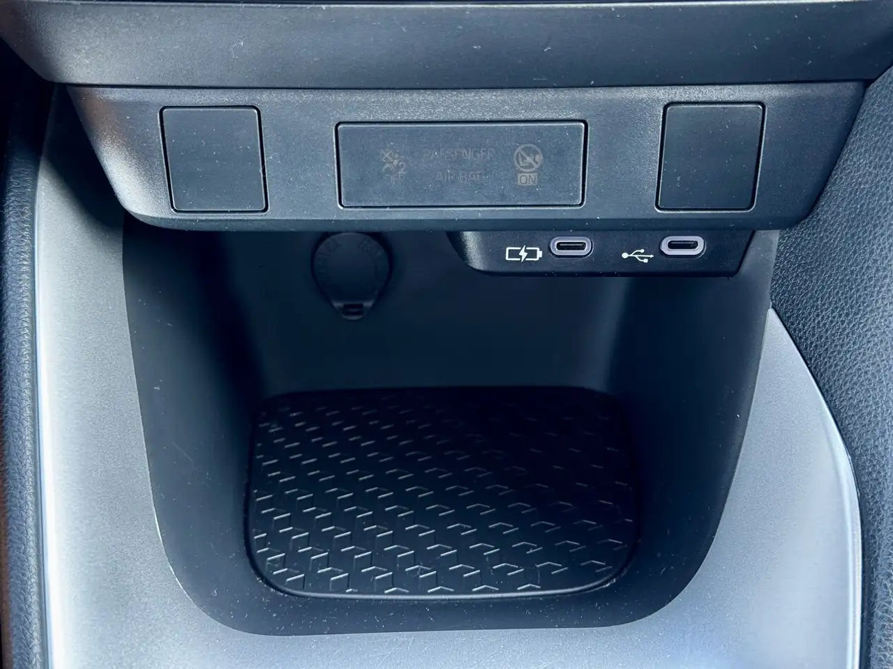 Toyota Yaris 1.5h Active, миниатюра 12