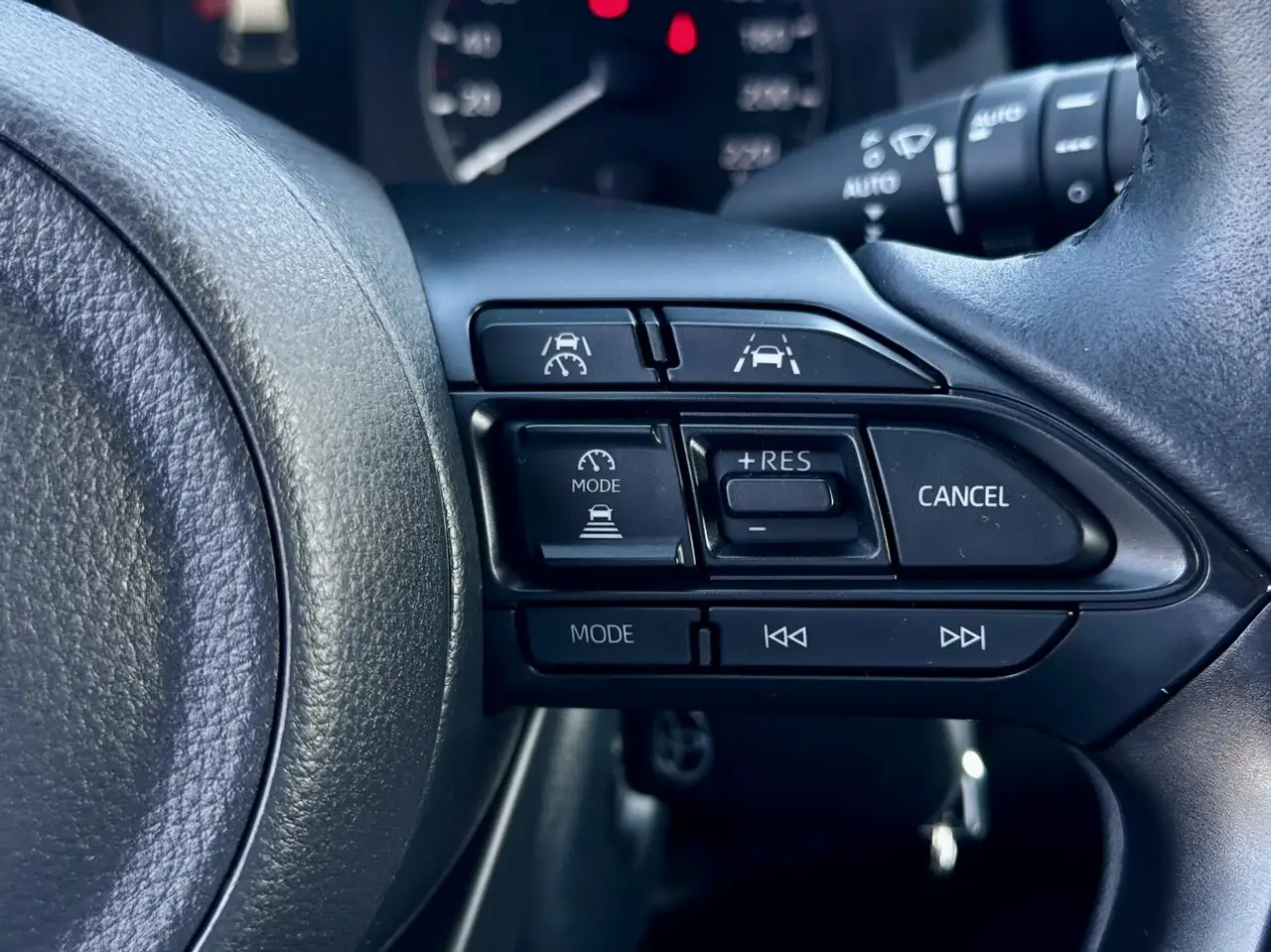 Toyota Yaris 1.5h Active, миниатюра 8