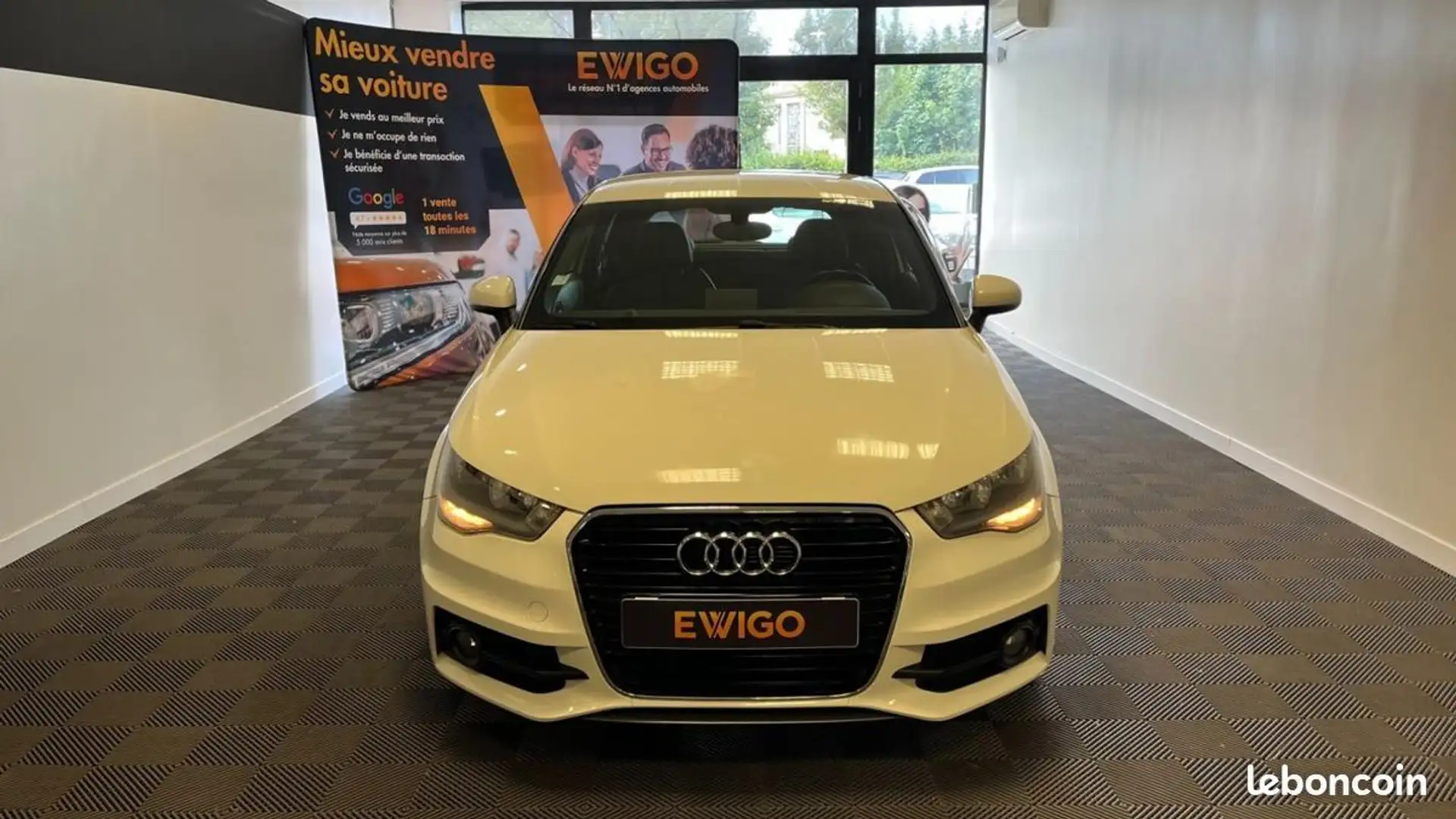 Audi A1 1.4 TFSI 185 AMBITION S-TRONIC BVA Weiß - 2