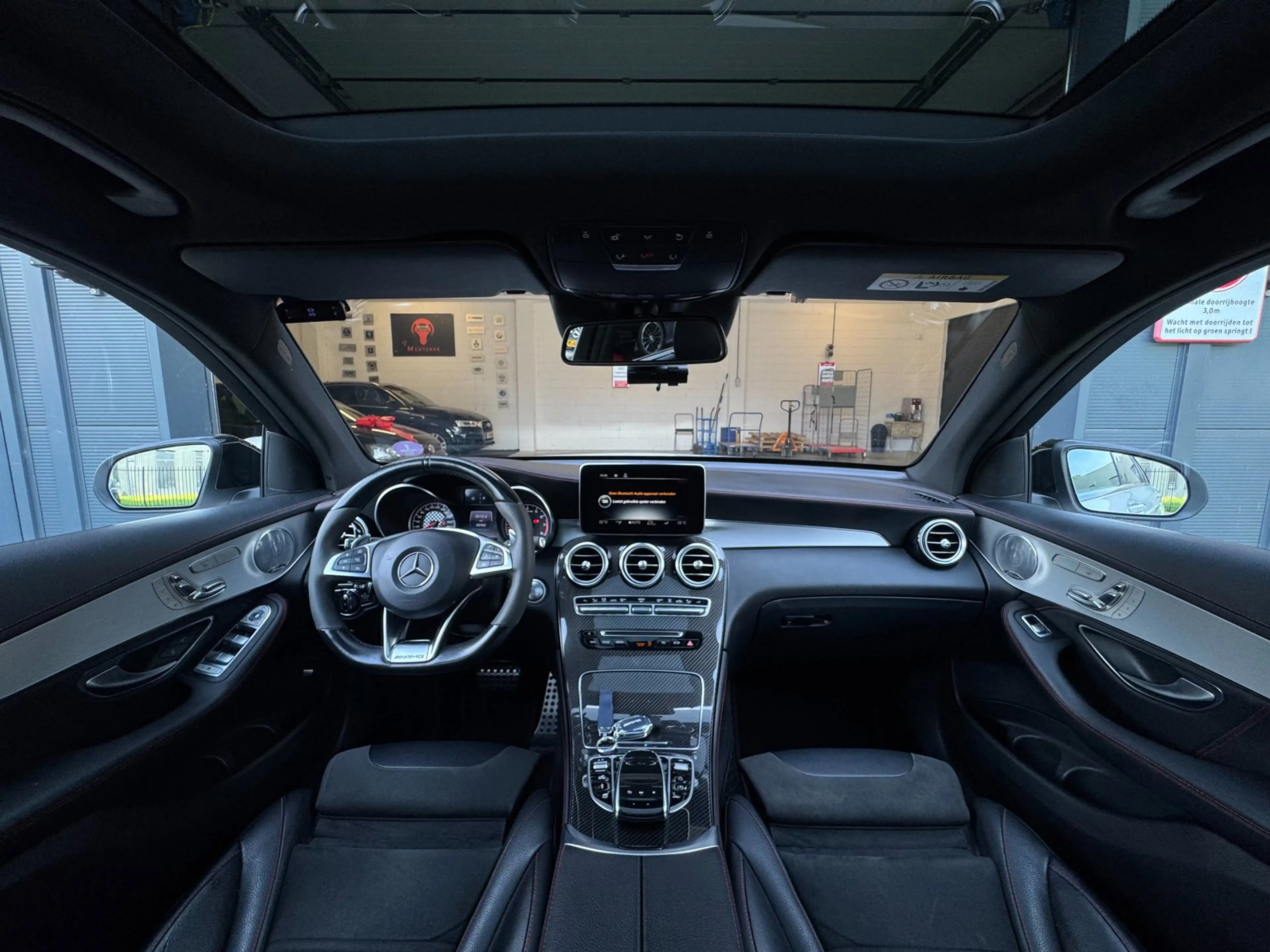 Mercedes-Benz GLC 43 AMG 4MATIC / LUCHTVERING / TREKHAAK / STANDKACHEL / BU — photo 37