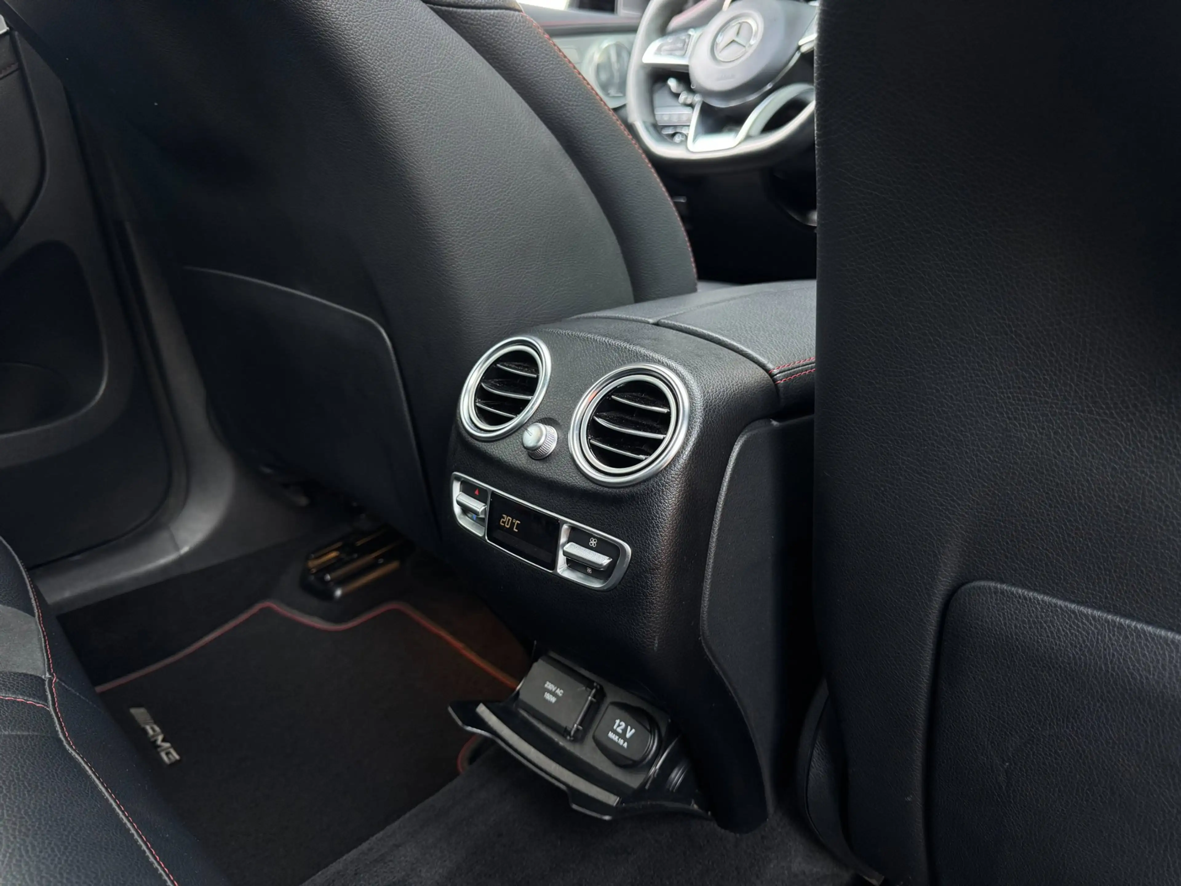 Mercedes-Benz GLC 43 AMG 4MATIC / LUCHTVERING / TREKHAAK / STANDKACHEL / BU — photo 33