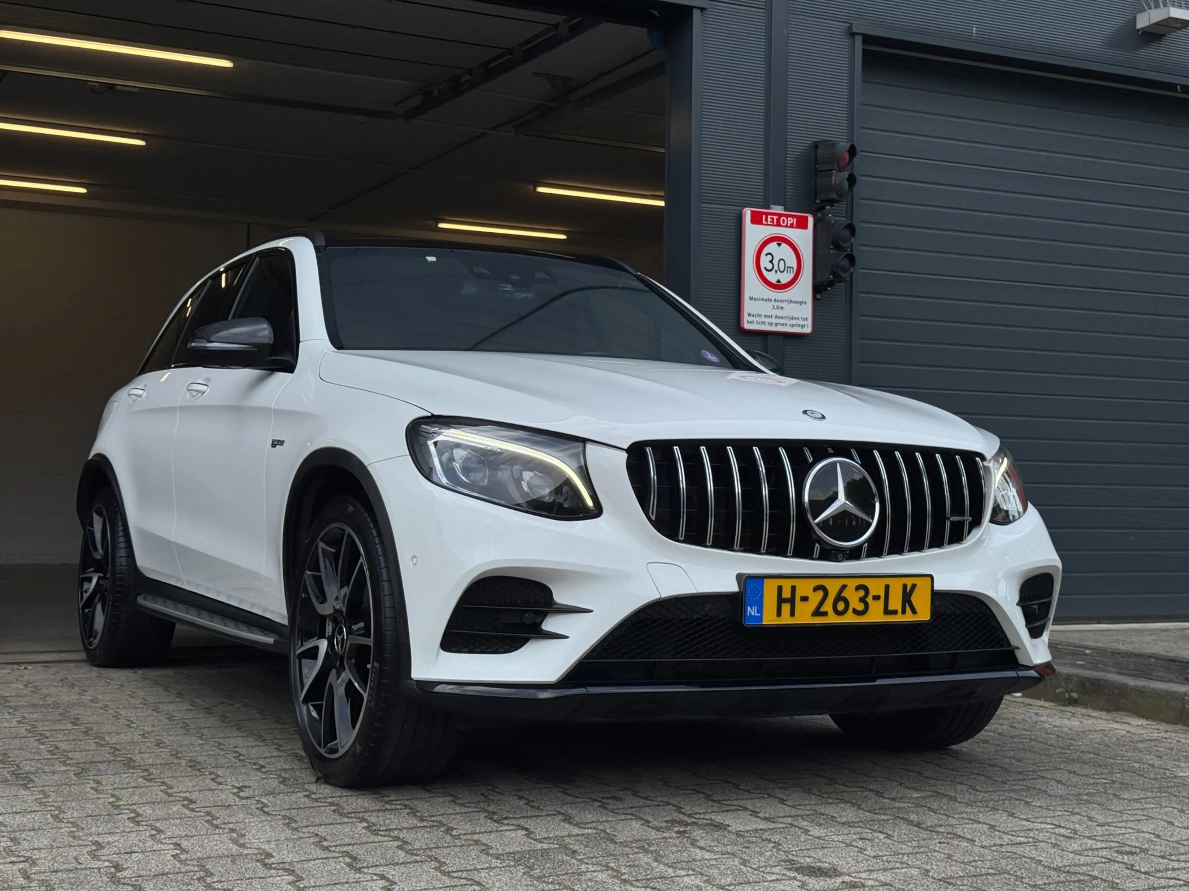 Mercedes-Benz GLC 43 AMG 4MATIC / LUCHTVERING / TREKHAAK / STANDKACHEL / BU — photo 3
