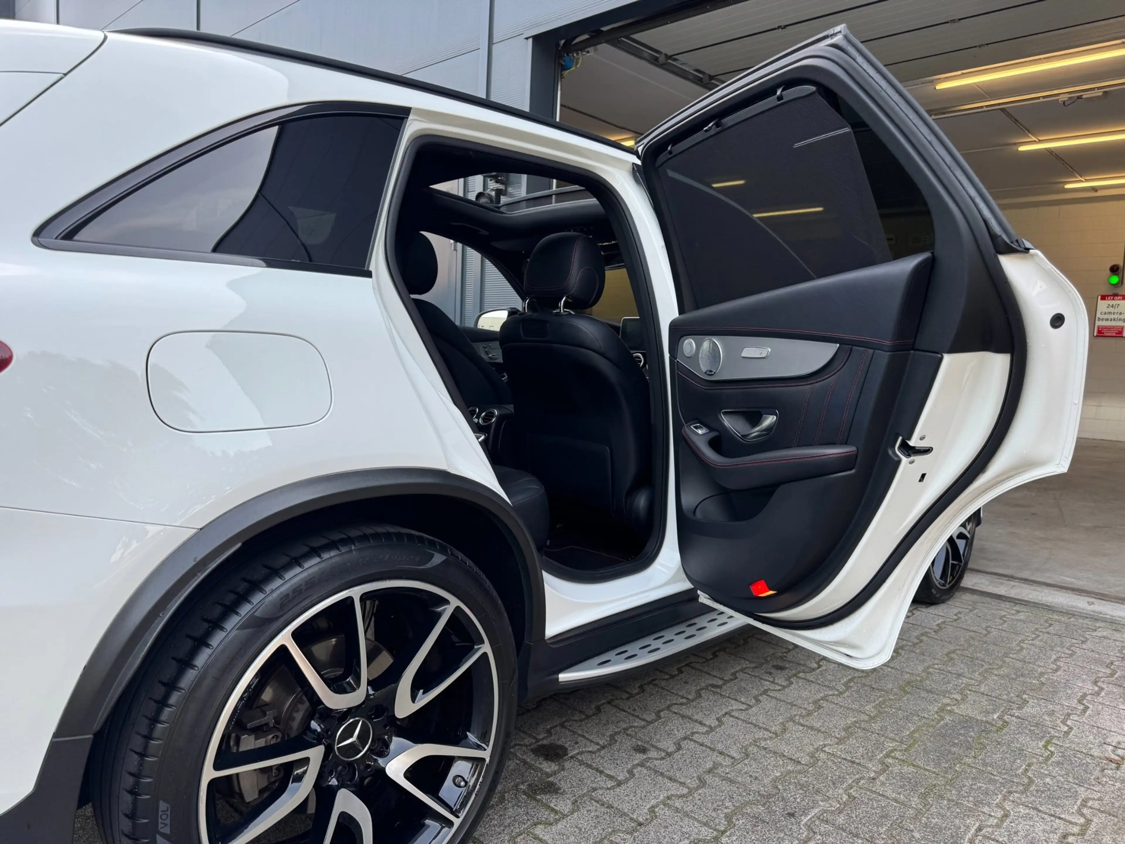 Mercedes-Benz GLC 43 AMG 4MATIC / LUCHTVERING / TREKHAAK / STANDKACHEL / BU — photo 30