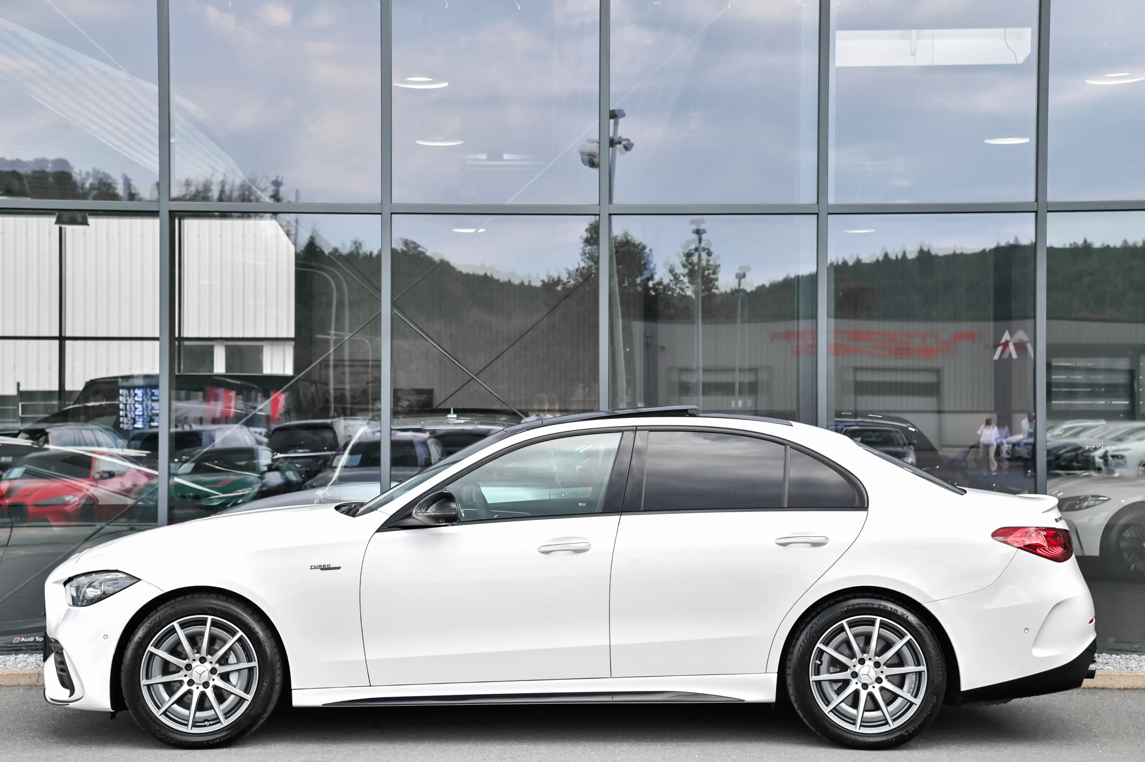 Mercedes-Benz C 43 AMG Limousine 4Matic Pano* AHK* Burmester* — photo 6