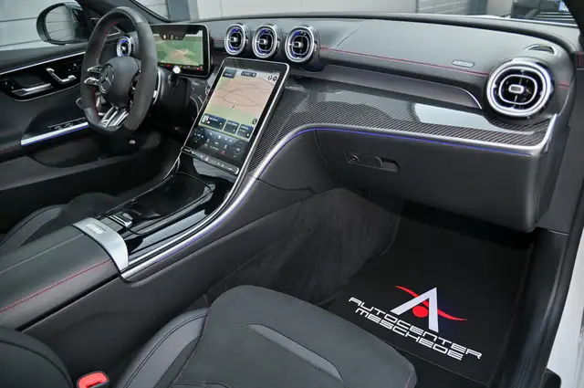 Mercedes-Benz C Class view 12