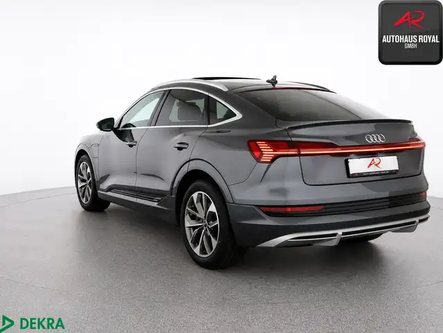 Audi E-Tron view 3
