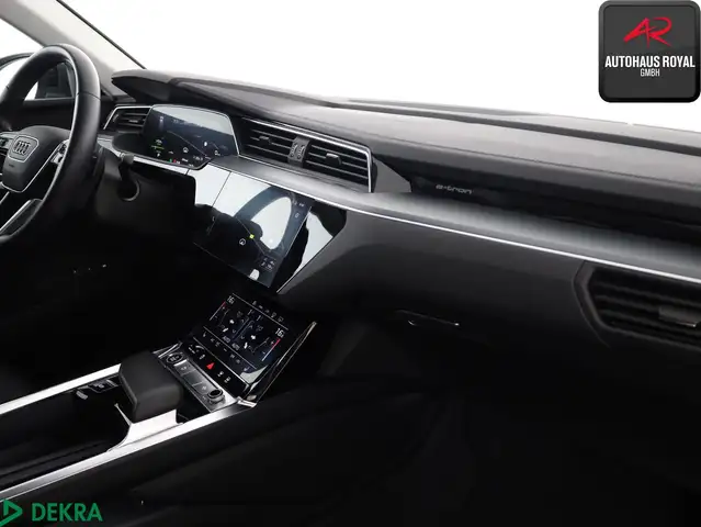 Audi E-Tron view 9