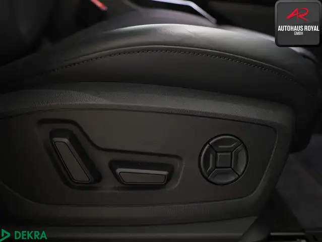 Audi E-Tron view 11