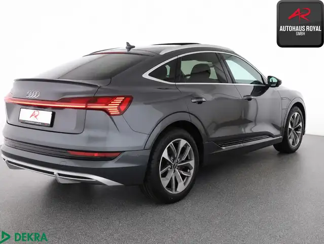 Audi E-Tron view 5