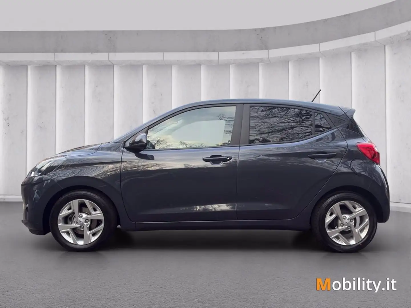 Hyundai i10 1.0 Tech econext Gpl Blau - 2