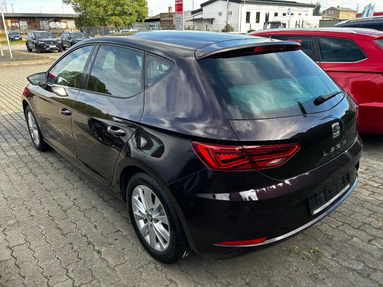 SEAT Leon — photo 4 sur 8