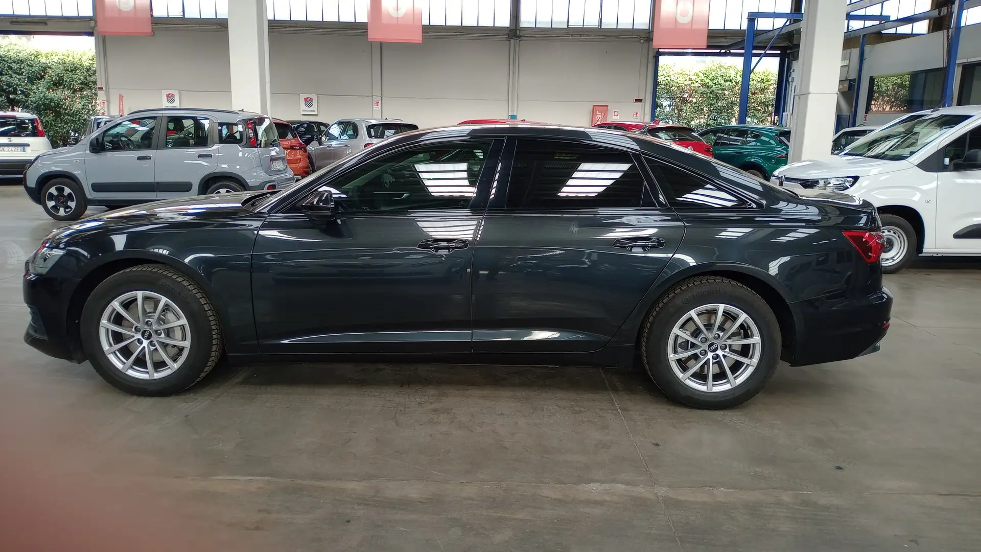Audi A6 A6 45 2.0 tfsi mhev Business 265cv s-tronic Gri - 2