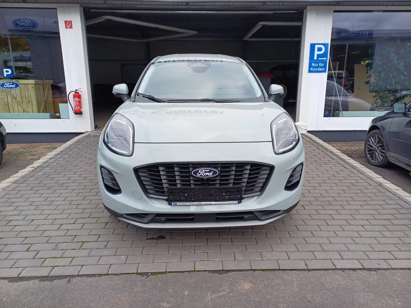 Ford Puma Titanium MEHV Grau - 2