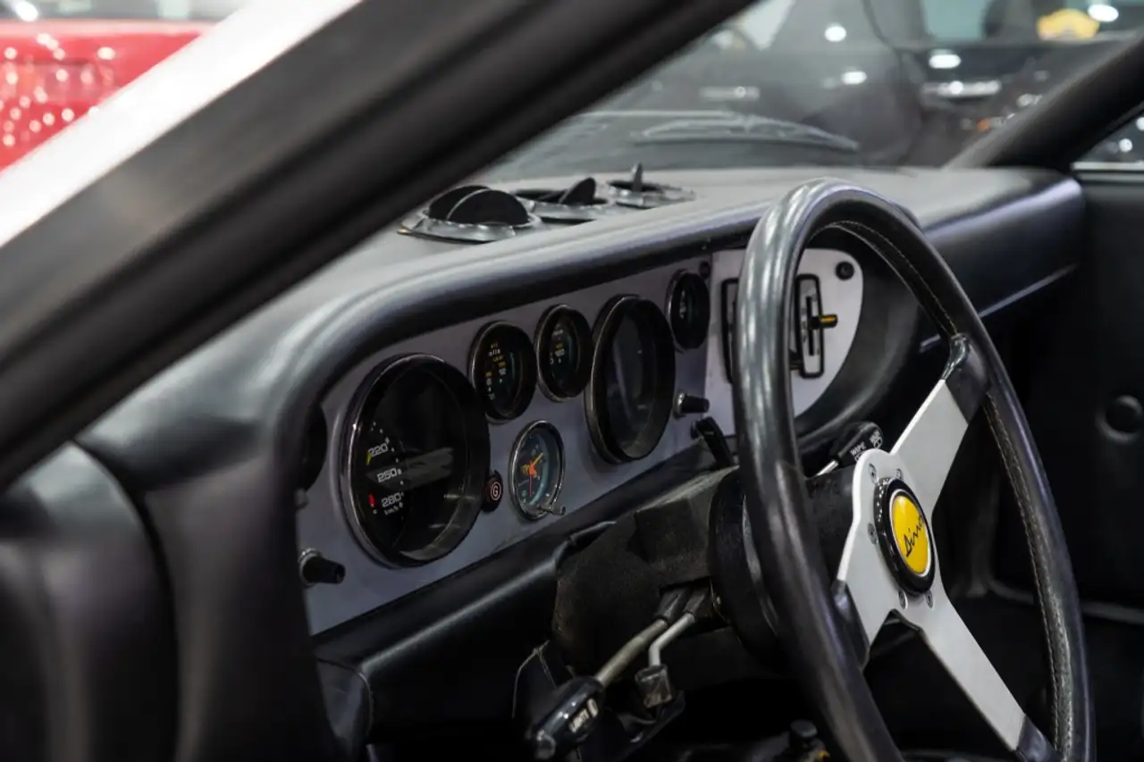 Ferrari 308 GT4, foto 12