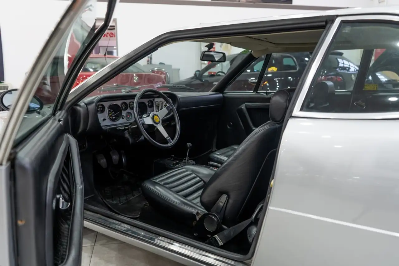 Ferrari 308 GT4, foto 10