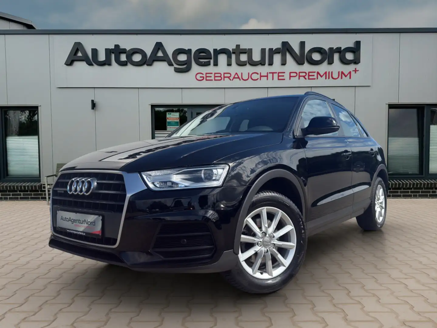 Audi Q3 2.0 NAVI+KAMERA+TEMP+SHZ+KLIMA Noir - 1