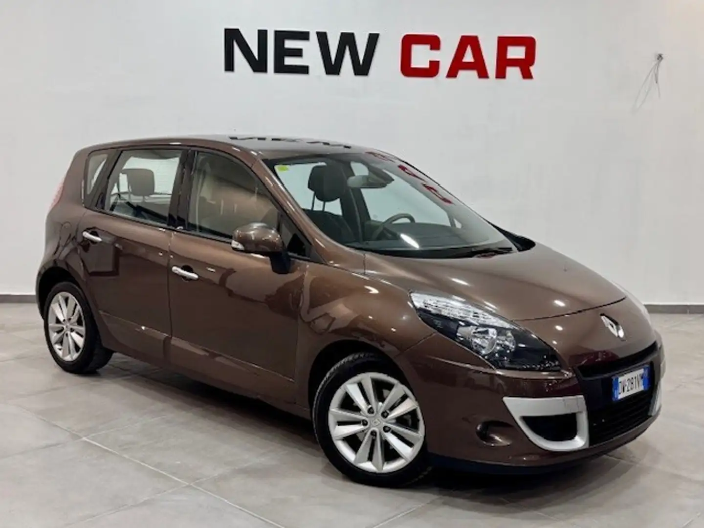 Renault Scenic Scénic X-Mod 1.5 dCi 110CV Dynamique Braun - 2