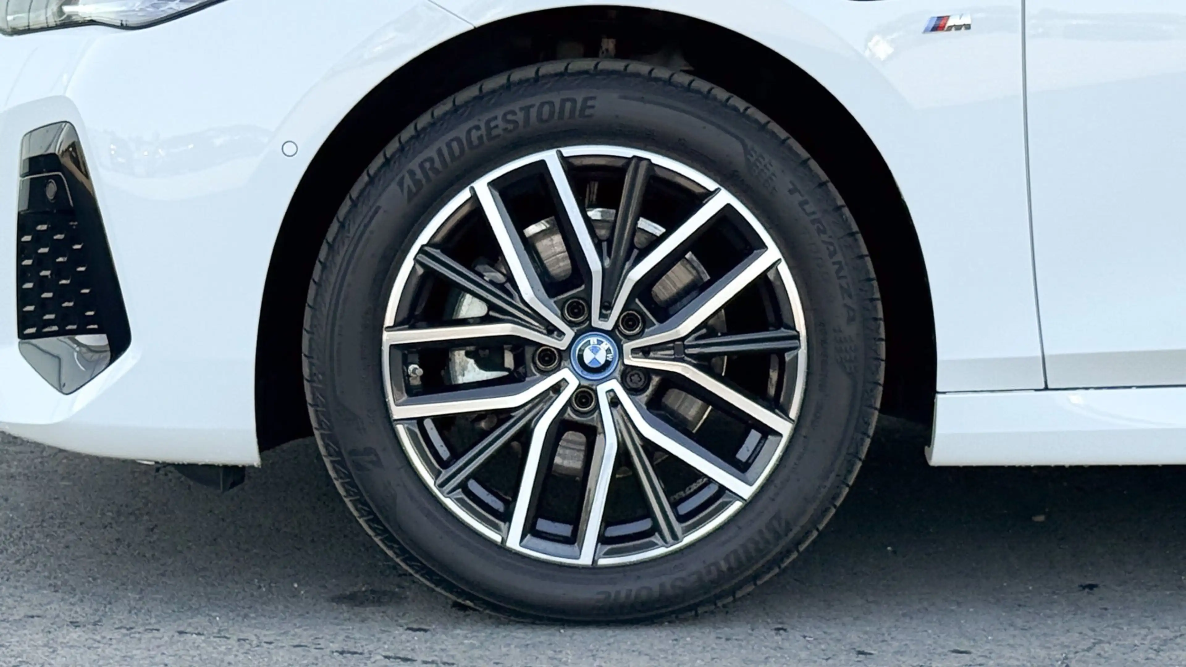 BMW 225 e xDrive M-Sportpaket — photo 7