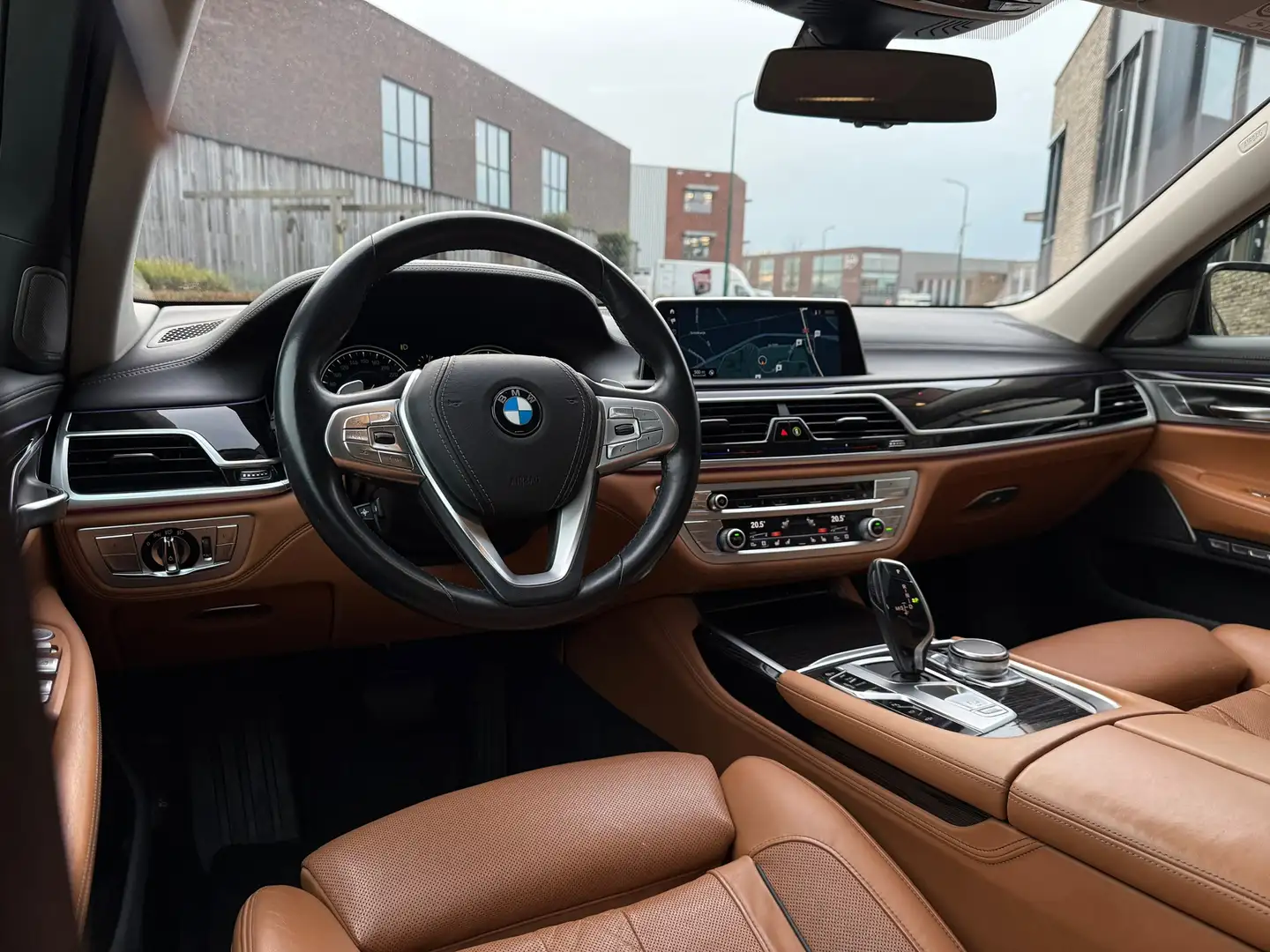 BMW 750 7-serie 750i V8 Lang xDrive Individual|PANO|360Cam Noir - 2