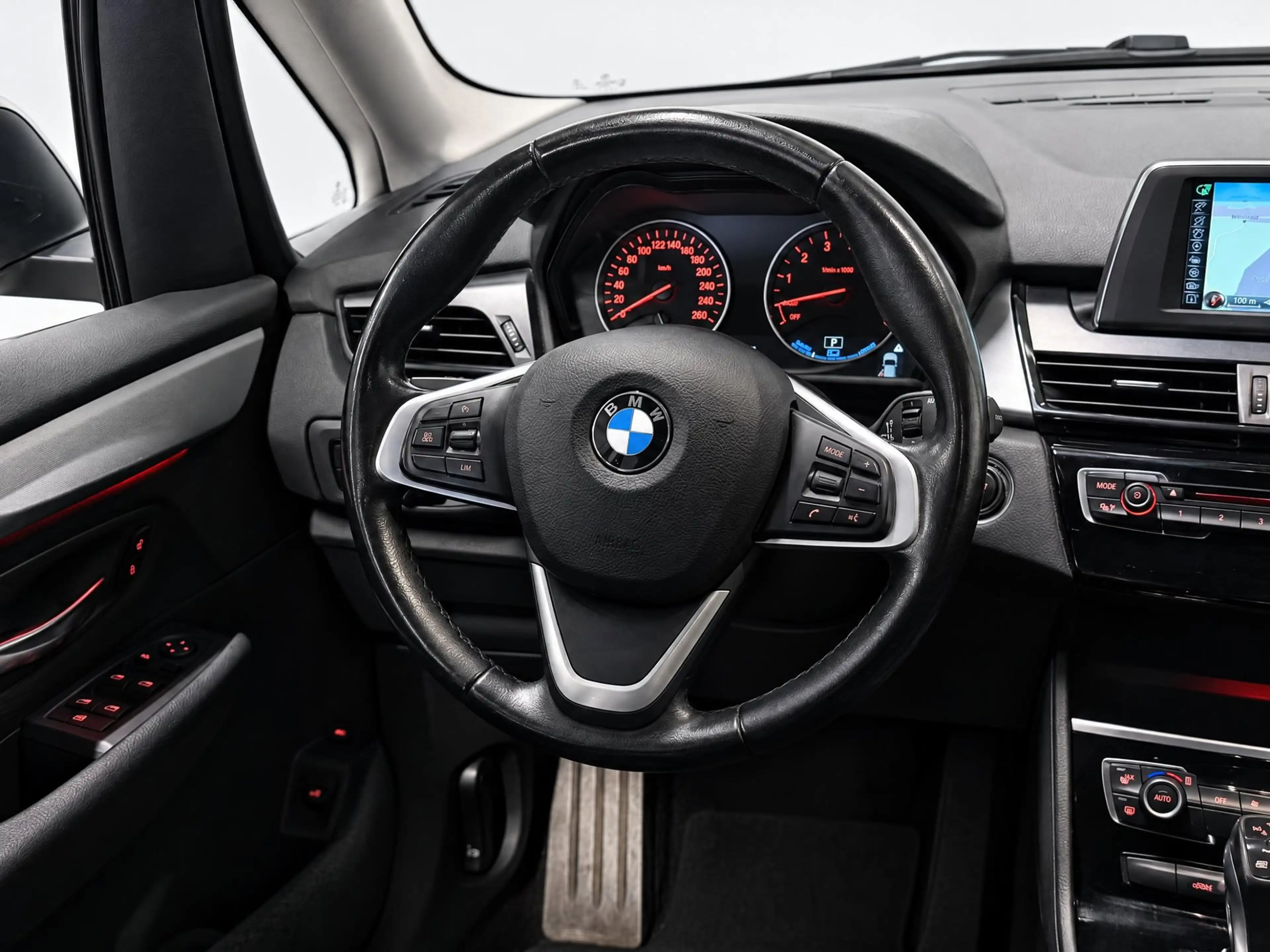 BMW 225 2-serie Active Tourer 225xe iPerformance Centennia — photo 5