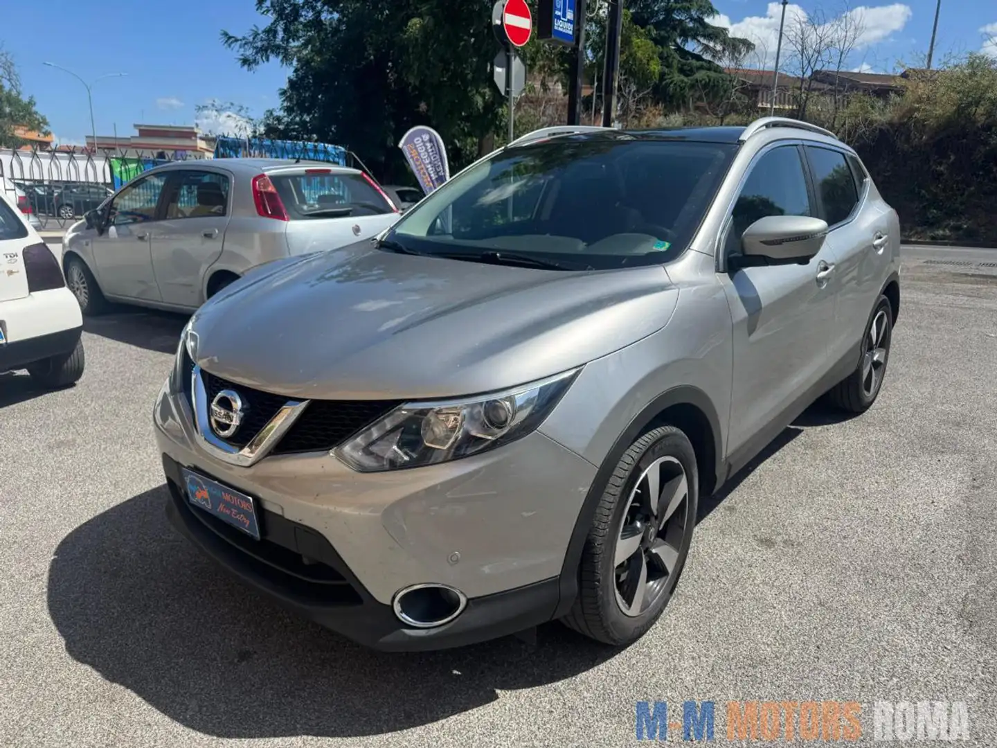 Nissan Qashqai 1.5 dCi N-Connecta Argento - 1