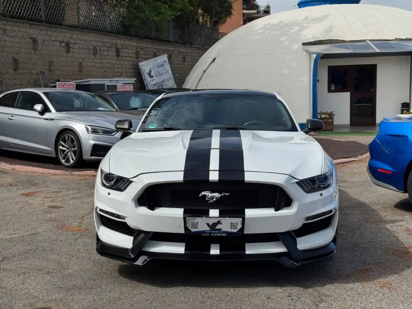 Ford Mustang Fastback 5.0 V8 TiVCT GT *SEDILI RECARO* Bianco - 2