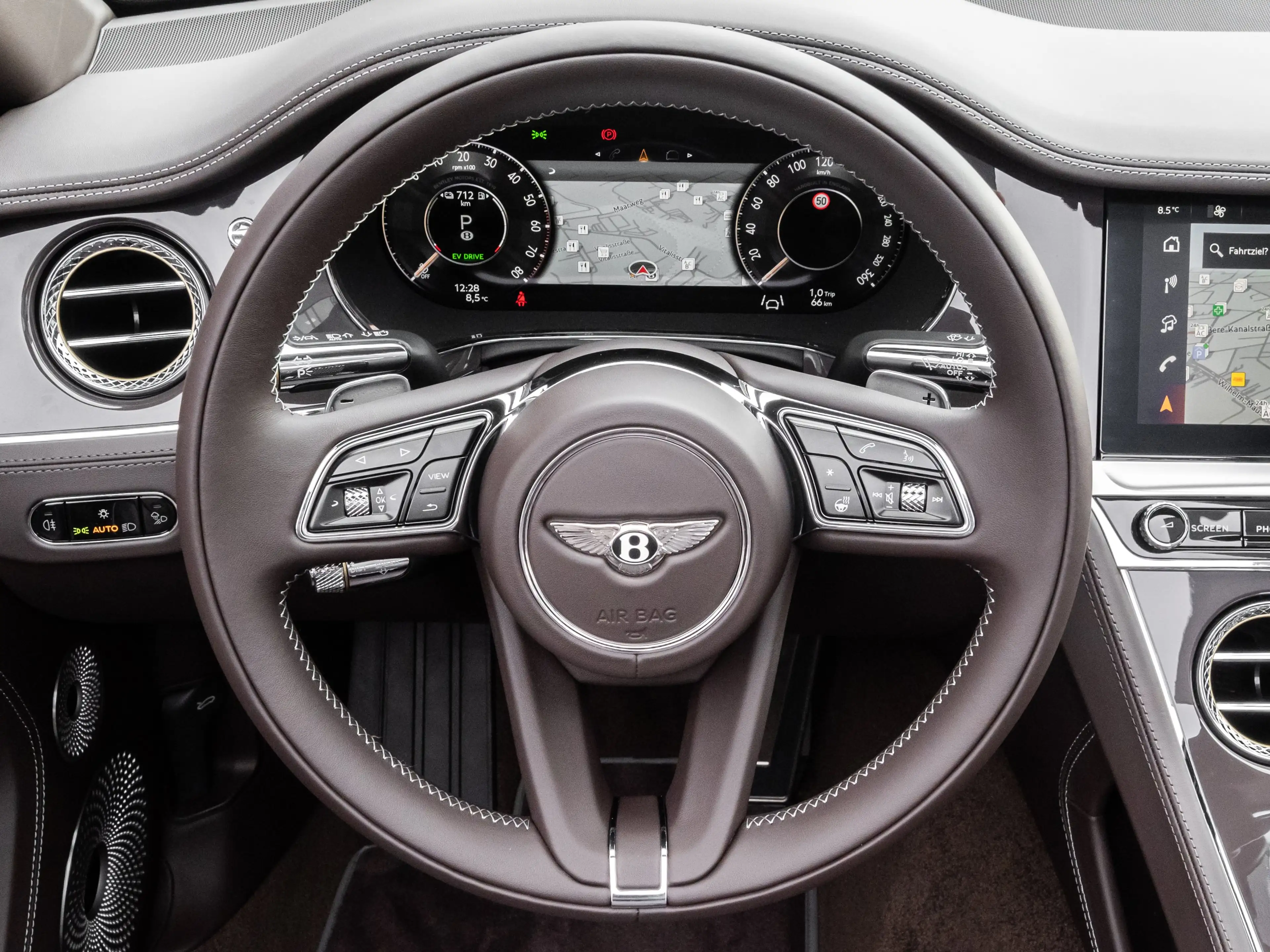 Bentley Continental GTC Azure Bang & Olufsen — photo 14