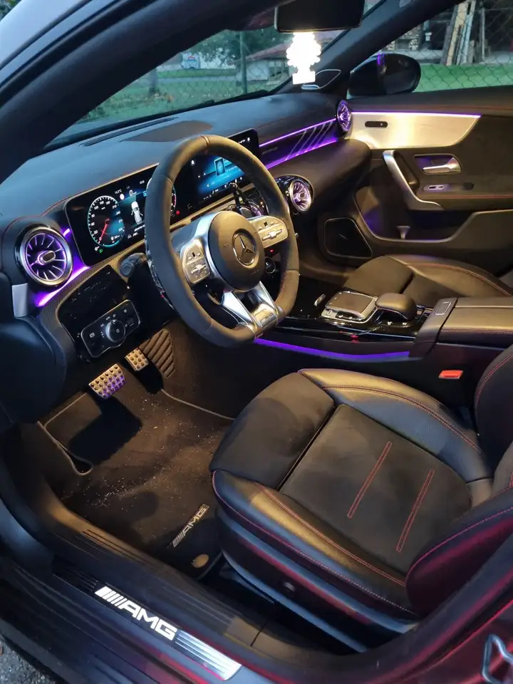 Mercedes-Benz CLA 45 AMG