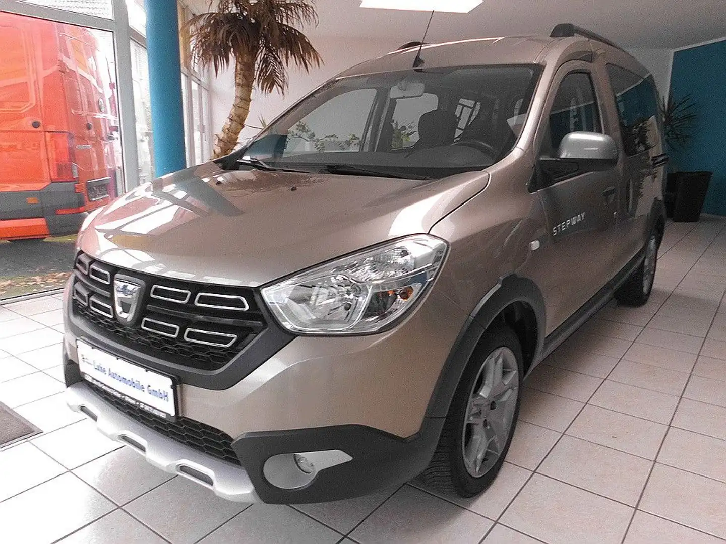 Dacia Dokker Stepway 2xSchiebetür Orig. 34tkm. Beige - 1