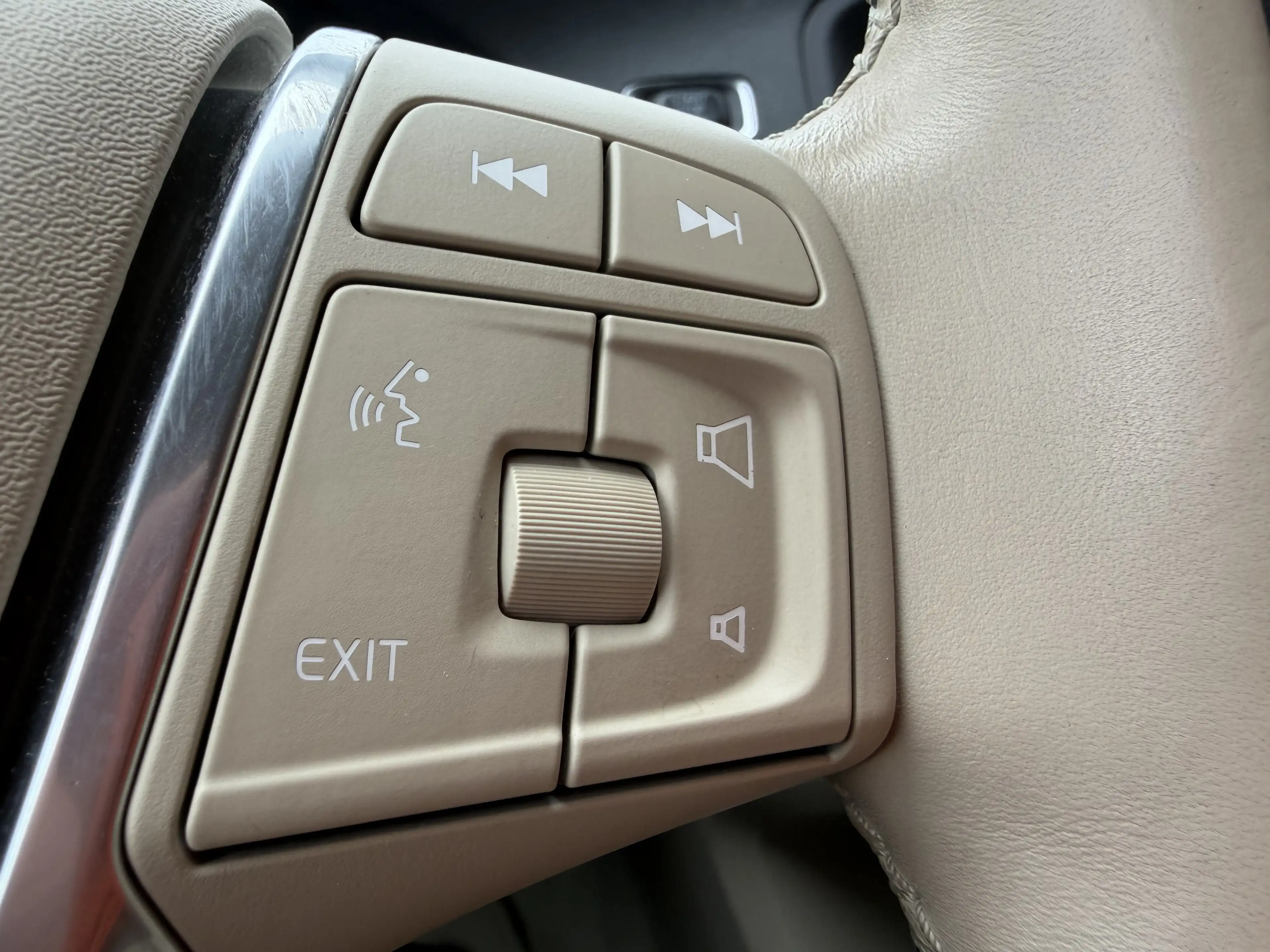 Volvo V60 Cross Country / 1ERE PROPRIÉTÉ CARNET D’ENTRETIEN/ — photo 14