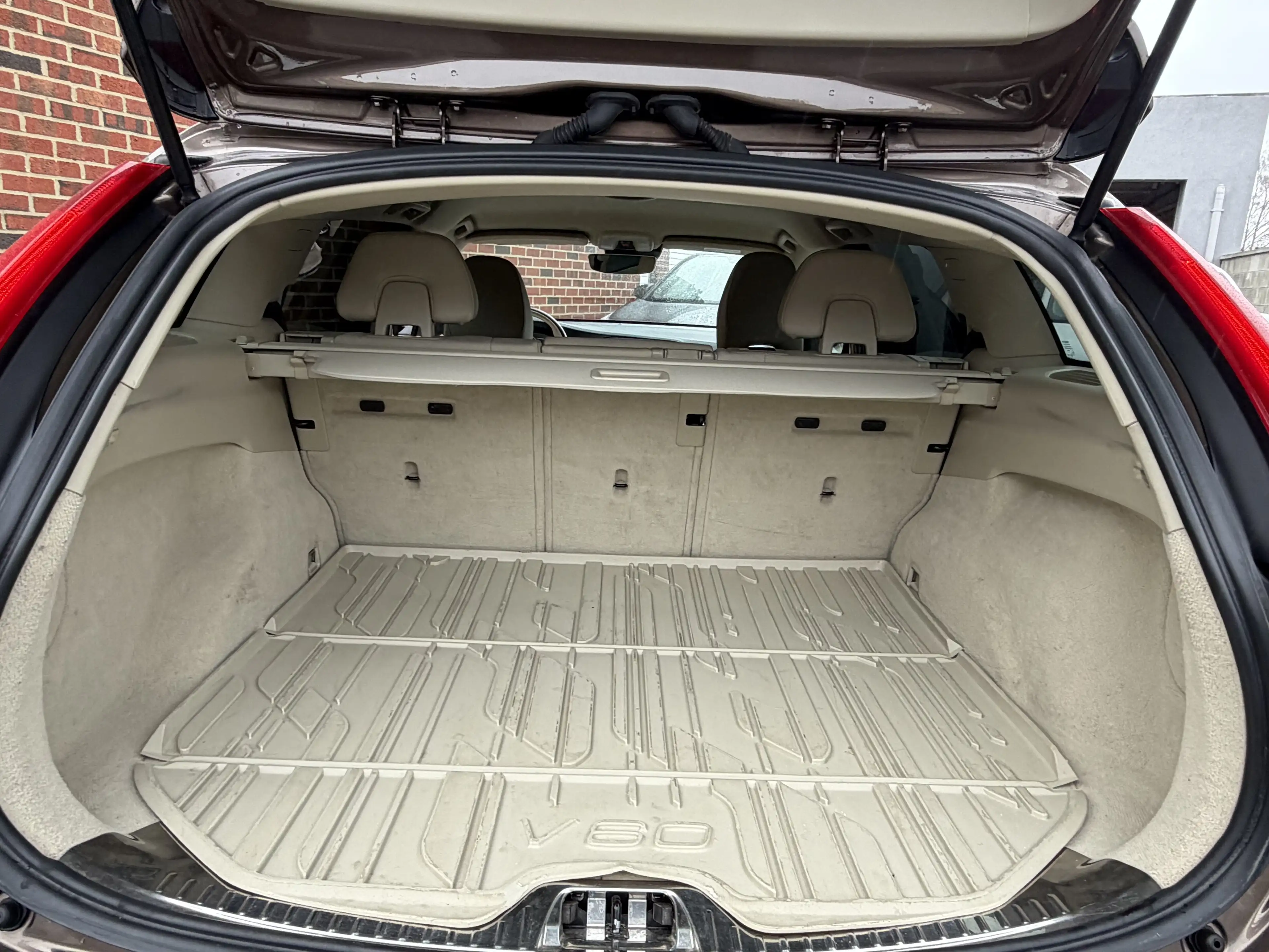 Volvo V60 Cross Country / 1ERE PROPRIÉTÉ CARNET D’ENTRETIEN/ — photo 7