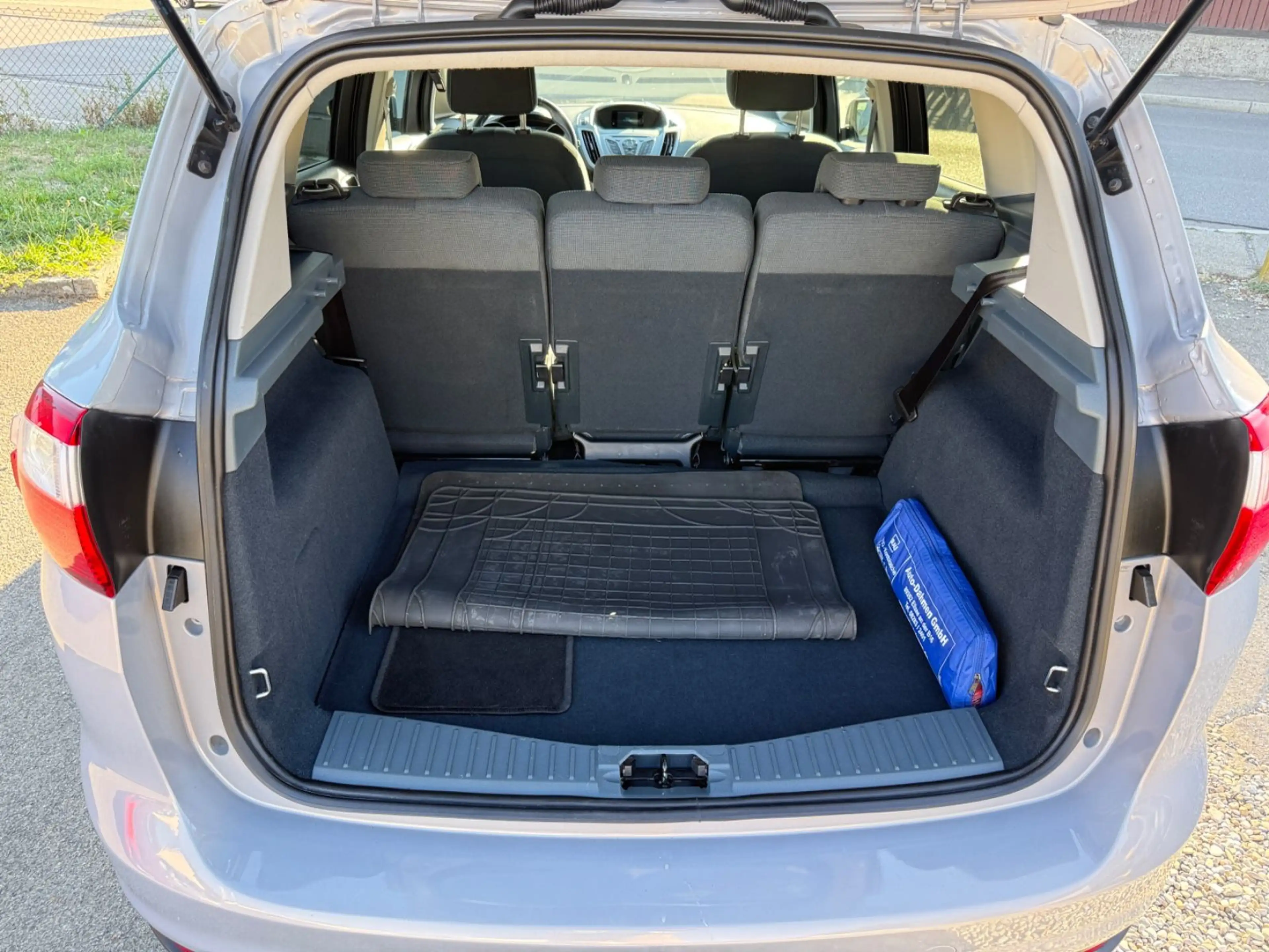 Ford C-Max 1.6 Trend Finanzierung/Garantie — photo 12