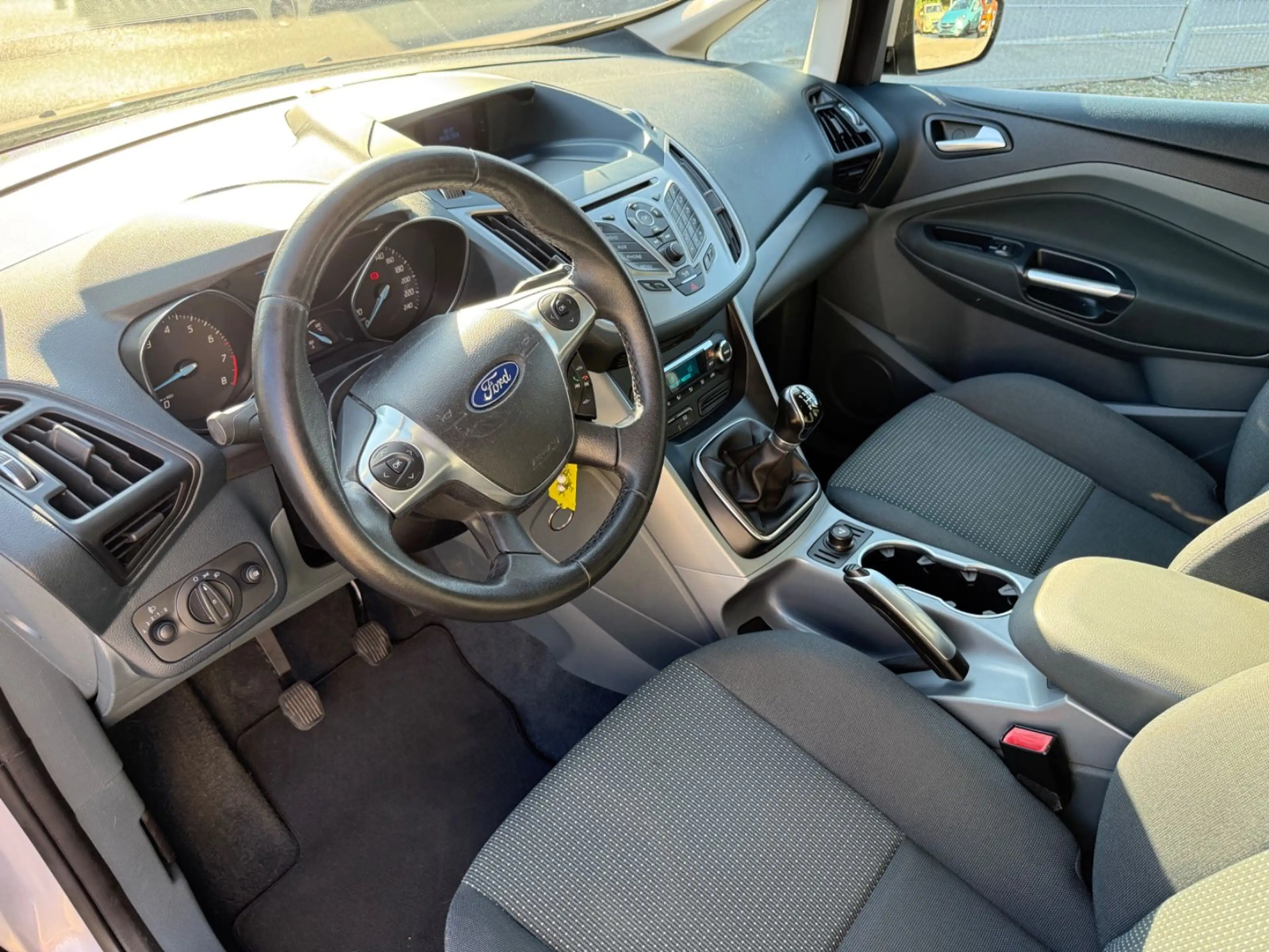 Ford C-Max 1.6 Trend Finanzierung/Garantie — photo 11
