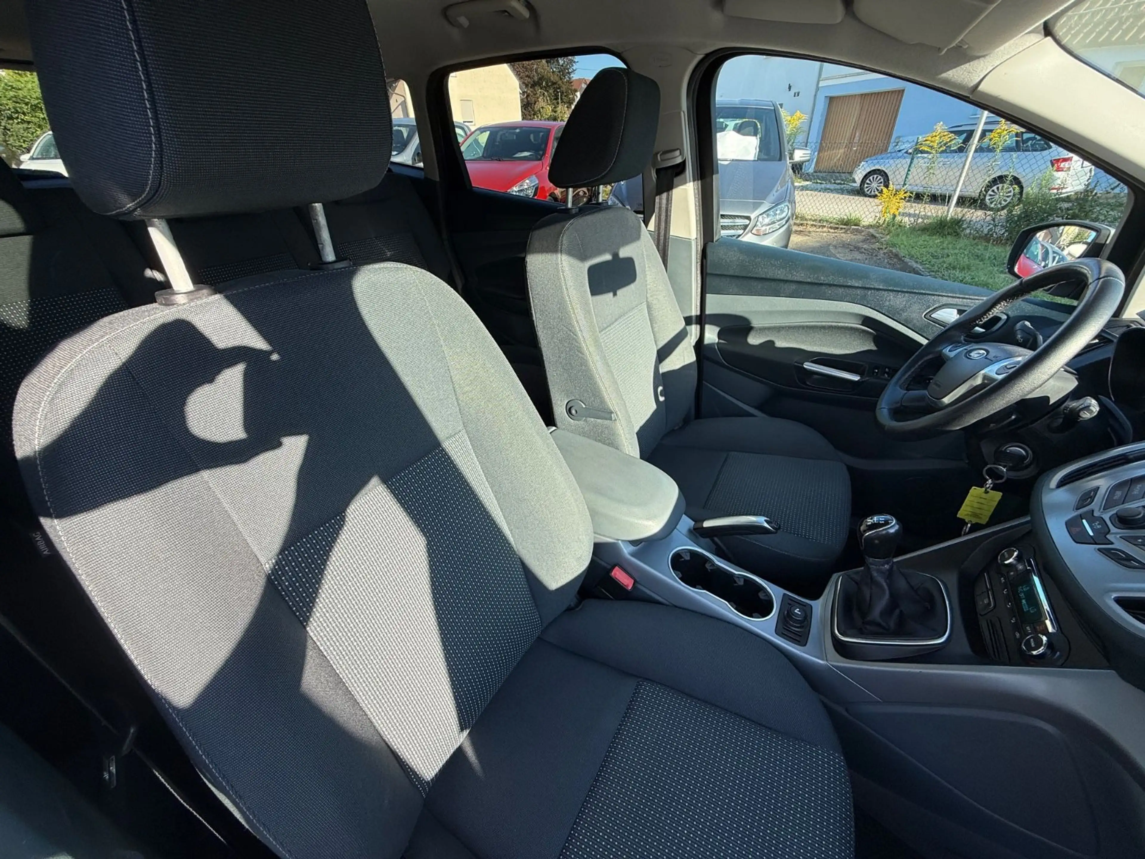 Ford C-Max 1.6 Trend Finanzierung/Garantie — photo 14