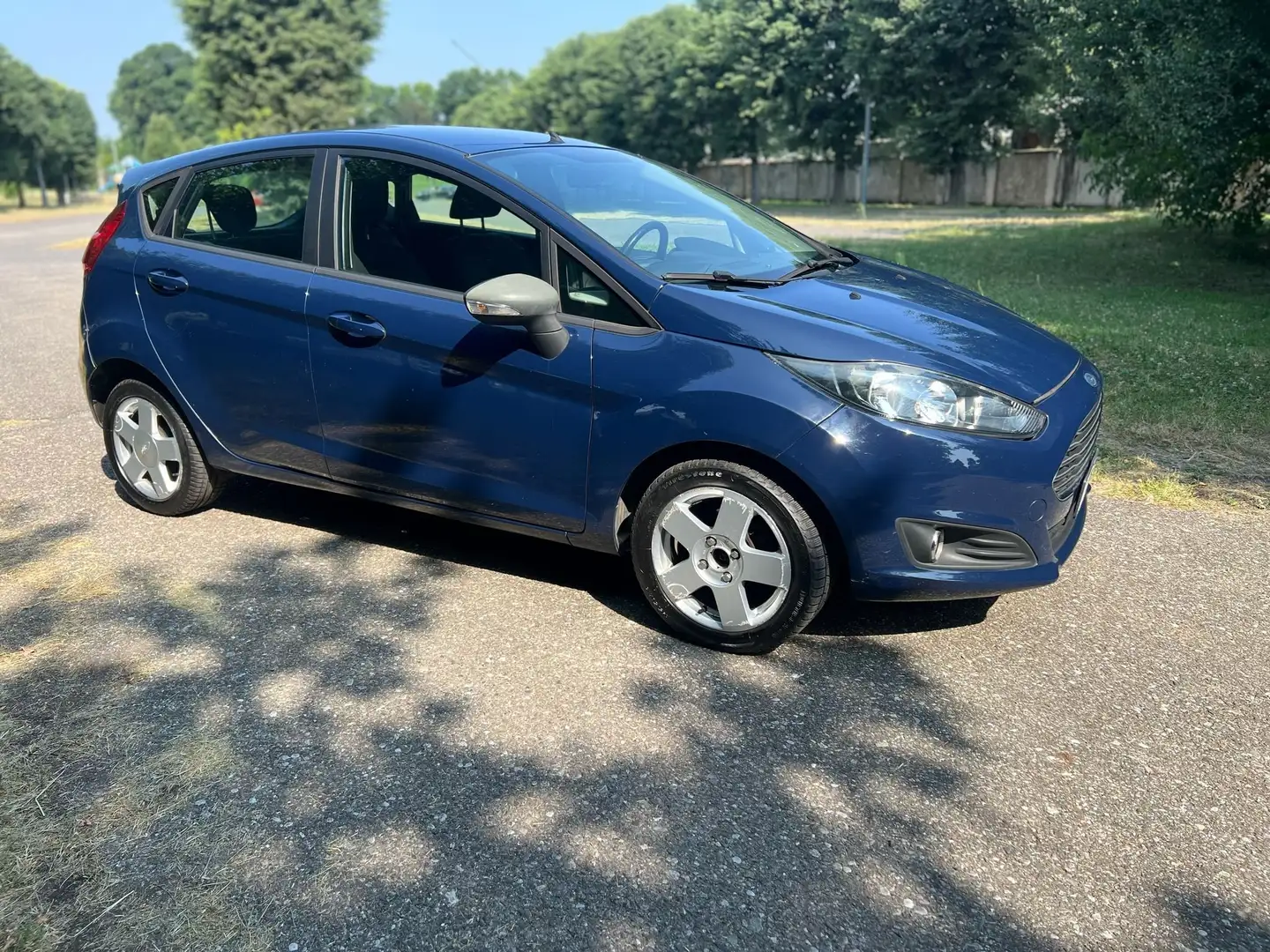 Ford Fiesta VI 5p 1.4 16v Titanium Gpl FL Blu/Azzurro - 1