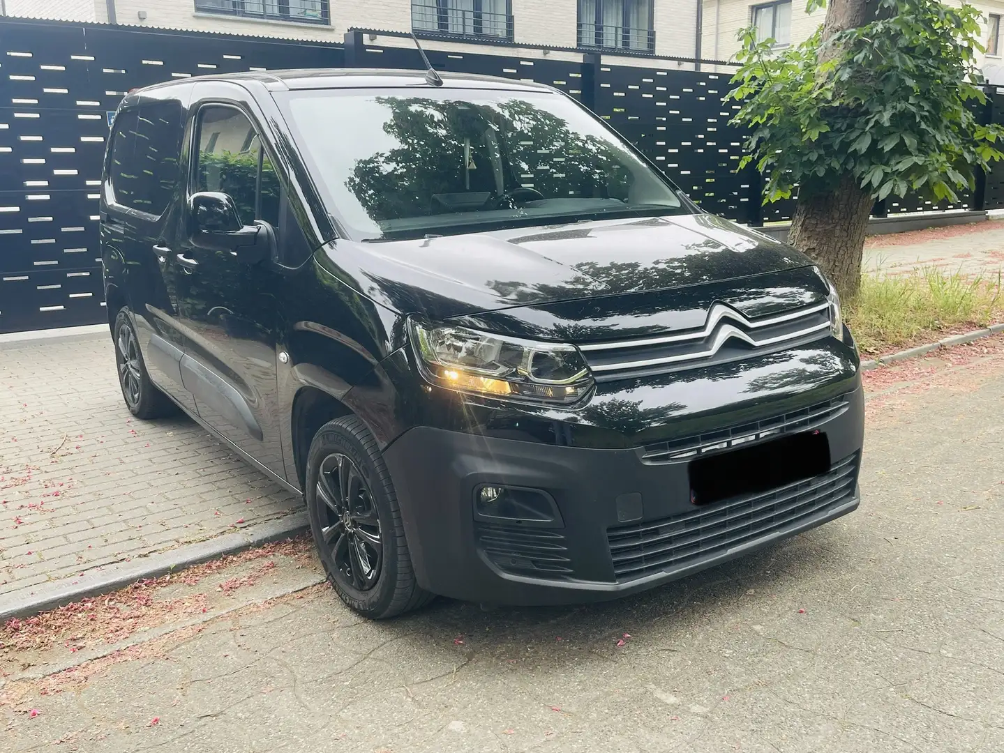 Citroen Berlingo 1.2 M Light Control S/S (EU6.3) Zwart - 1