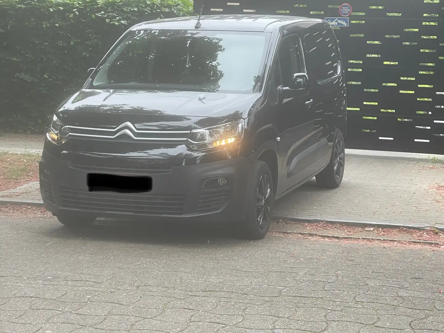Citroen Berlingo 1.2 M Light Control S/S (EU6.3) Zwart - 2