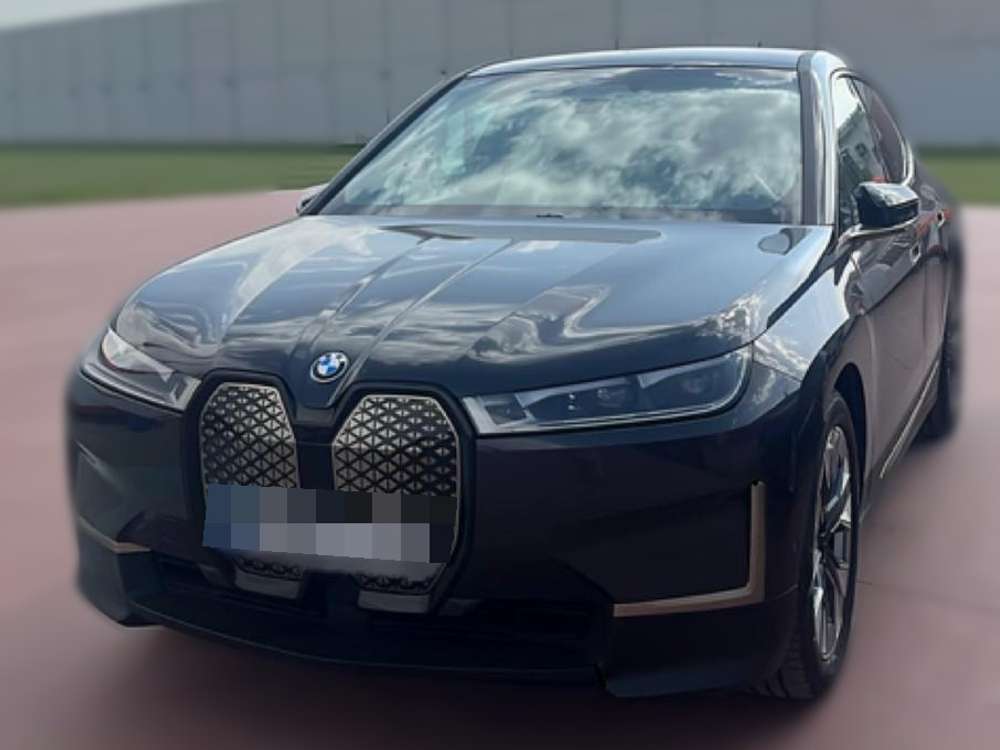 BMW iX xDrive 40 - foto 1