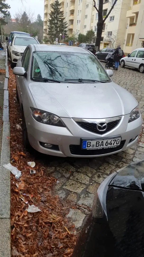 Mazda 3 1.6 Sport Comfort - 1