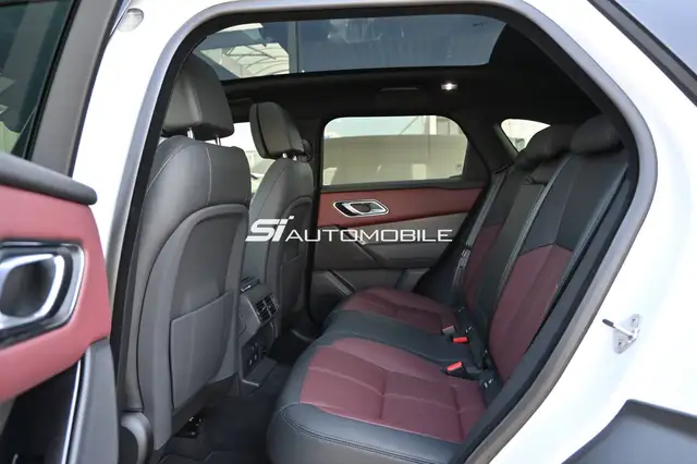 Land Rover Range Rover Velar view 13
