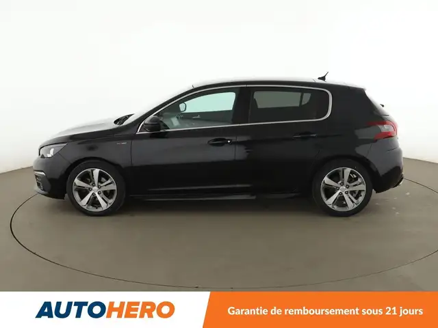 Peugeot 308 view 3