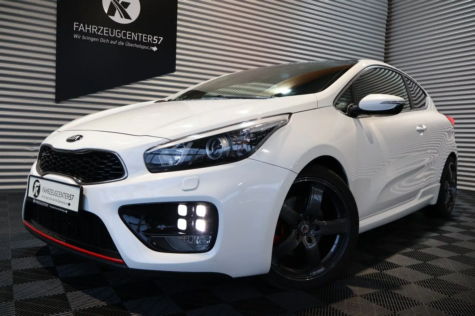 Kia ProCeed / pro_cee'd ProCeed GT/RÜCKFAHRKAMERA/PDC/BI-XENON Blanc - 2