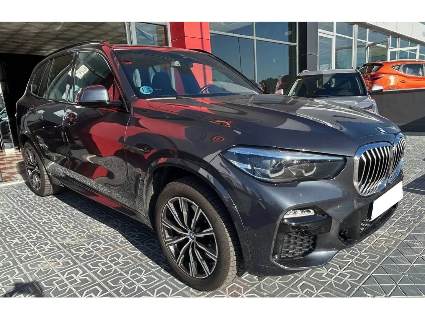 BMW X5 xDrive 40iA xLine Zwart - 1