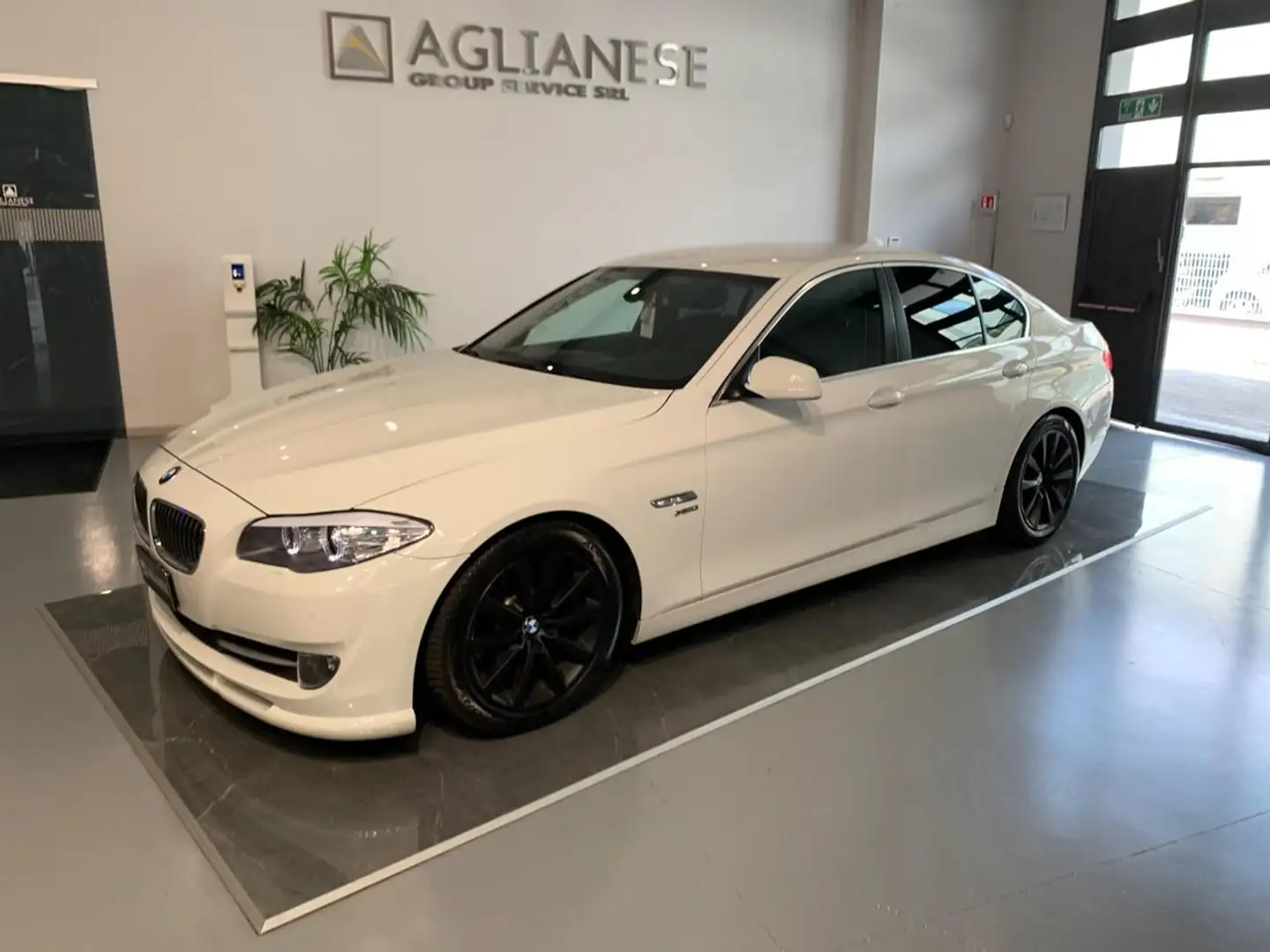 BMW 525 d xDrive Futura Blanc - 1