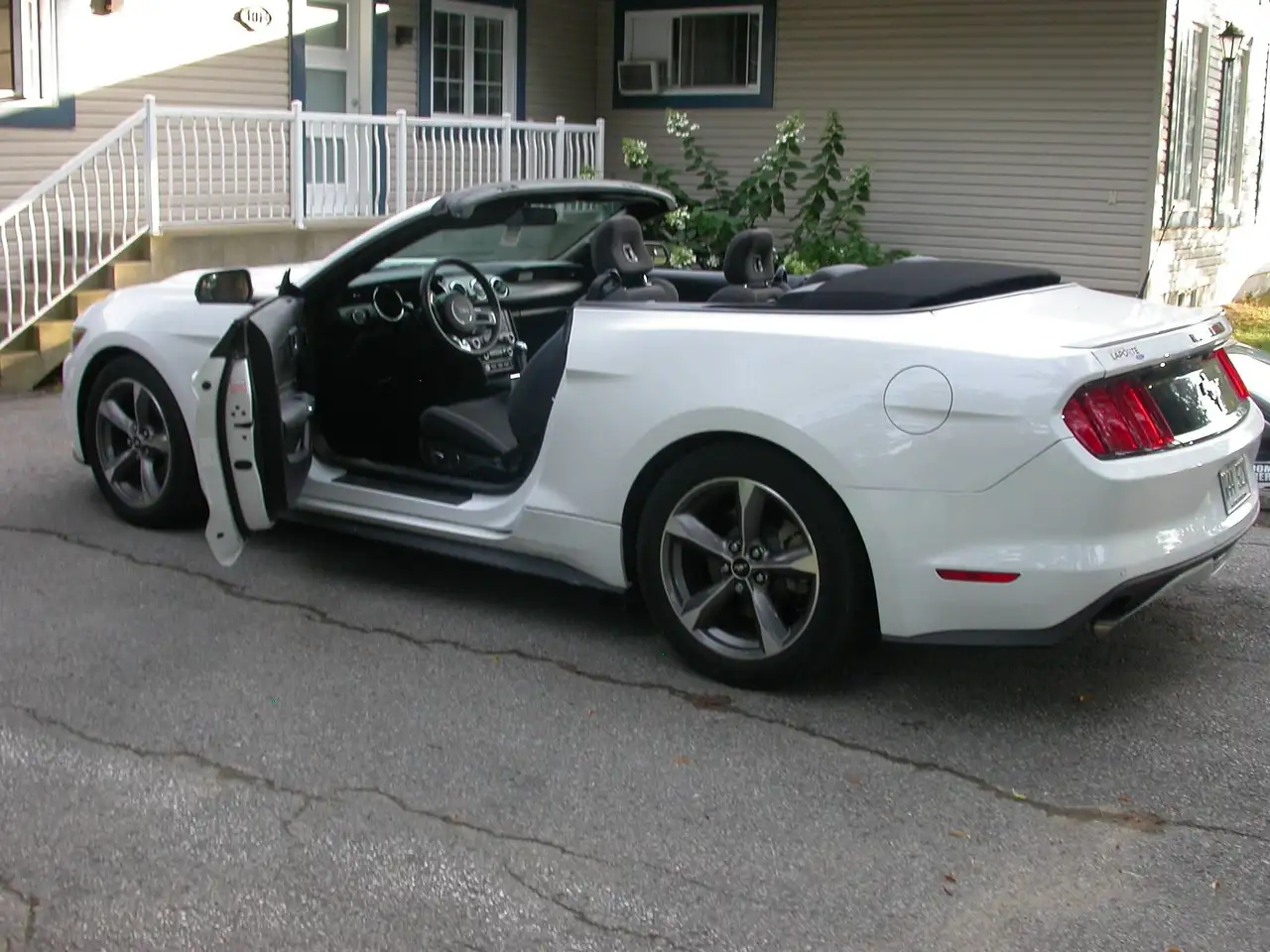 Ford Mustang снимка Ford Mustang