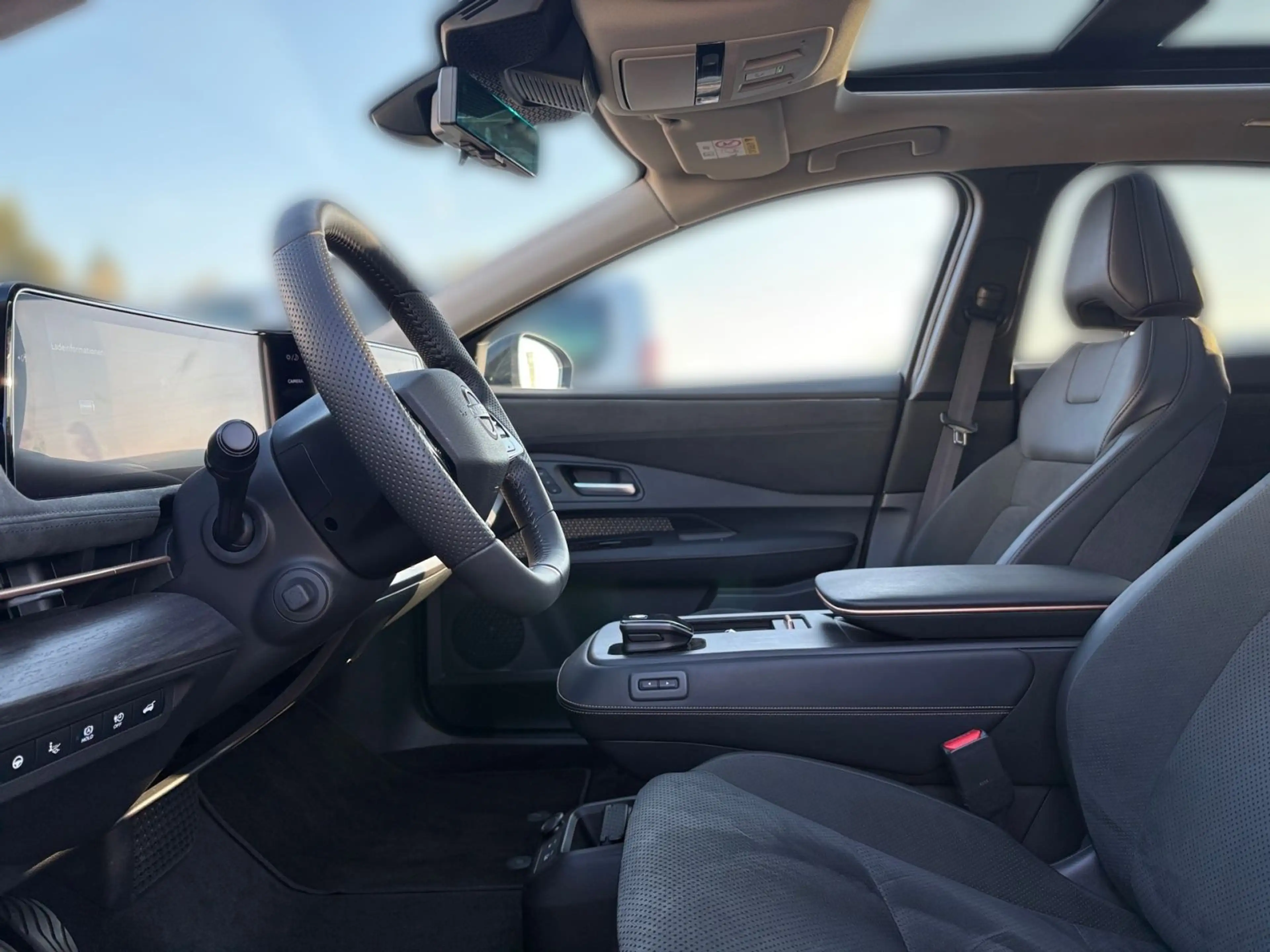 Nissan Ariya ARIYA | 87 kWh | e-4ORCE | Evolve | 360°Cam — photo 12